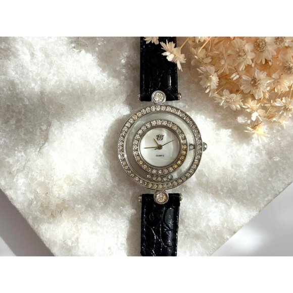 Elizabeth Taylor Leather Silver Ladies Vintage Wristwatch - 29mm - WORKS! - Picture 2 of 10